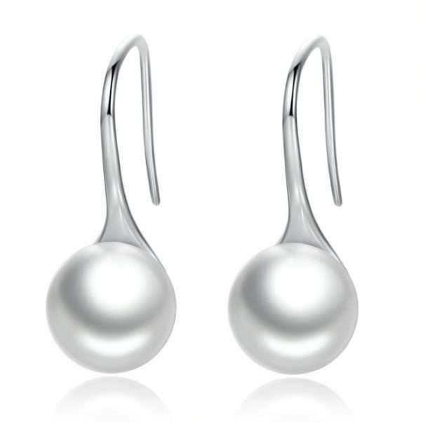 Silver pearl earrings