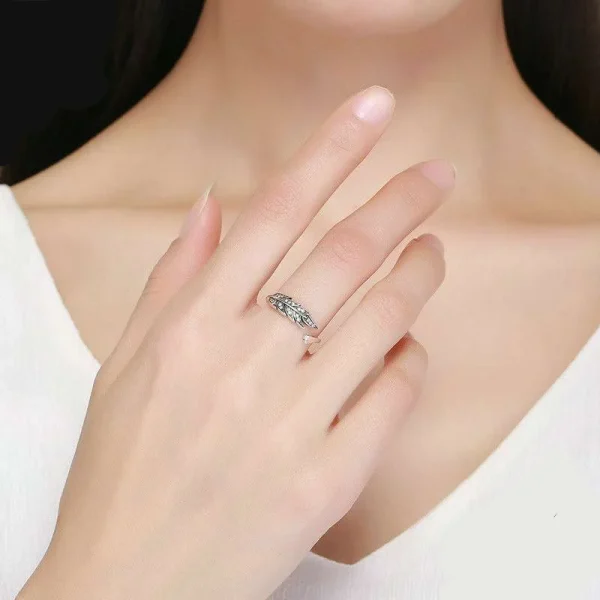 Silver Ring Leaf