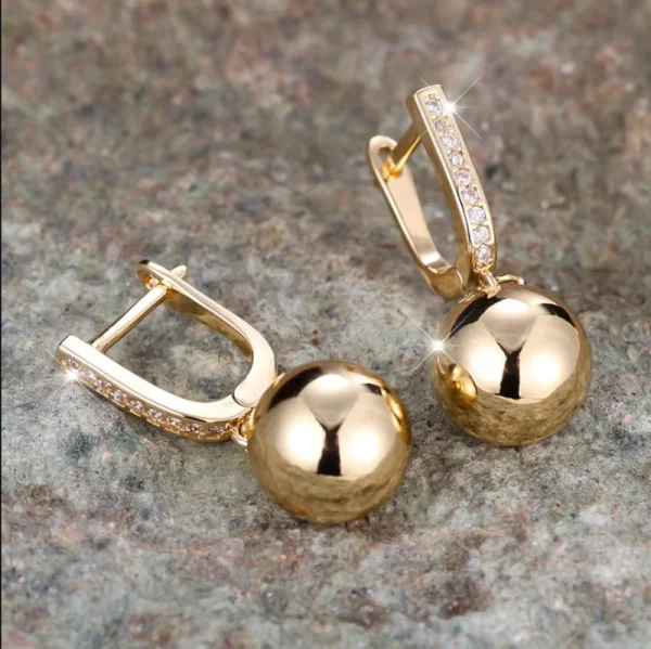 Small Gold Round Hoop Earrings