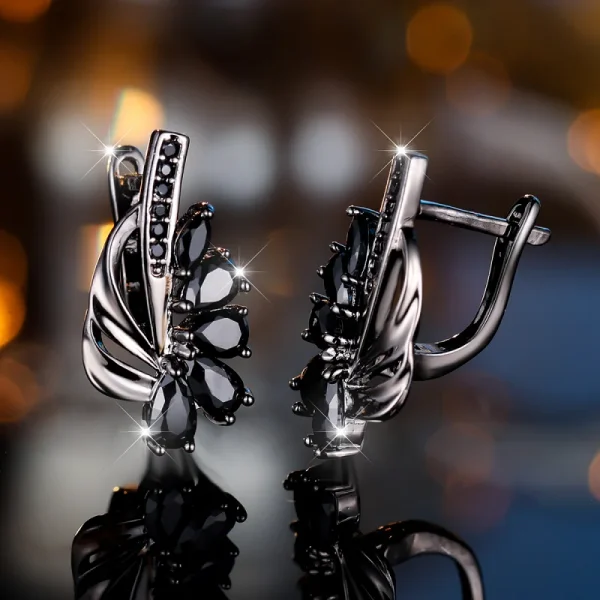 Midnight Grace Dangle Earrings